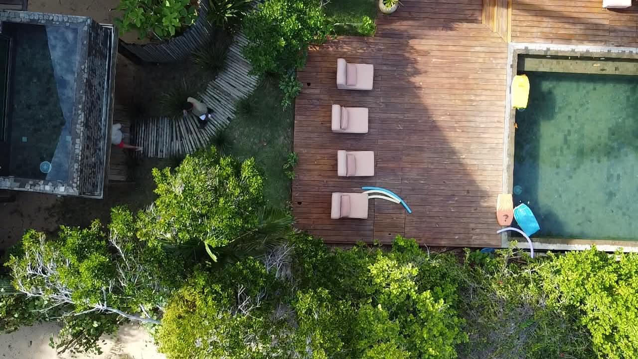 Villa Néra — ambientes integrados à natureza